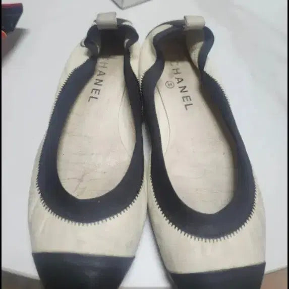 [BUNJANG] Chanel Ballerina Flats Ivory/Black / 샤넬 발레리나 플랫 아이보리/블랙
