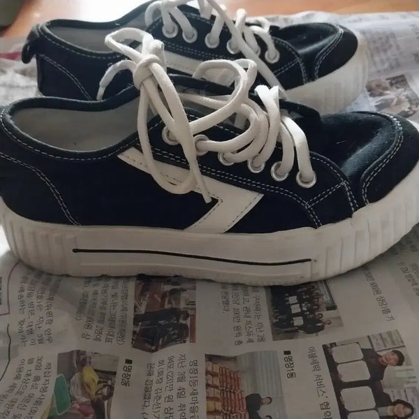 [BUNJANG] Black Low-Top Sneakers / 검정색 단화 운동화