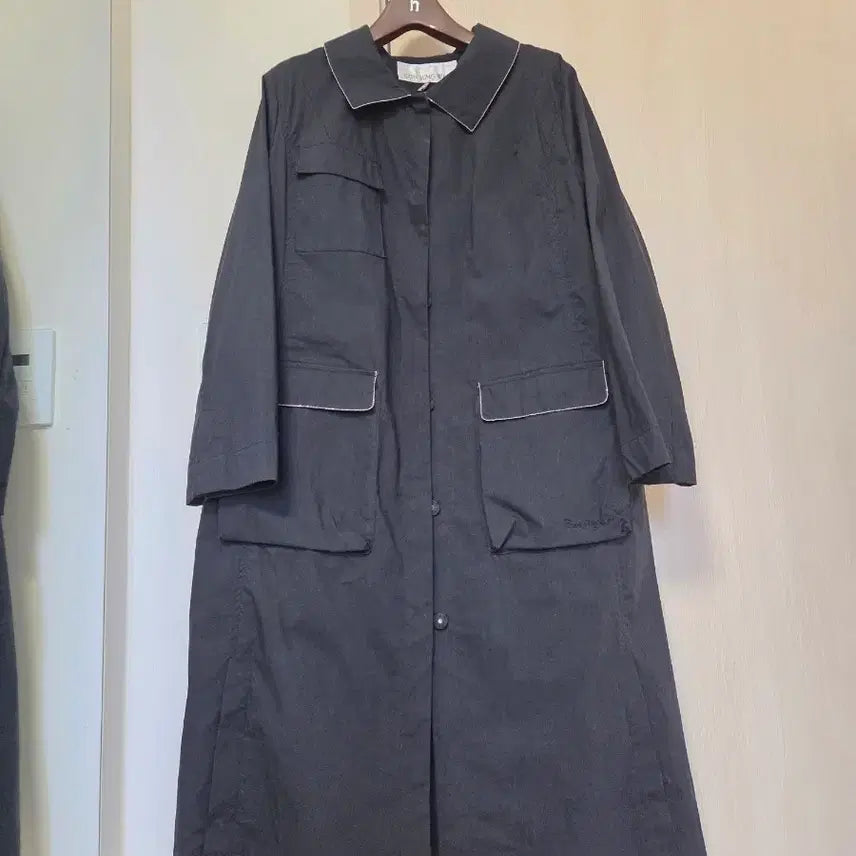 [BUNJANG] Sohn Jung Wan Black Stitch Detail Trench Coat / 22년식 손정완 코트