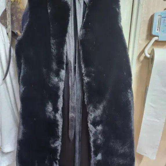 [BUNJANG] Artdeco Mink Long Fur Vest Black / Artdeco E 밍크 롱 퍼 조끼 블랙 Free
