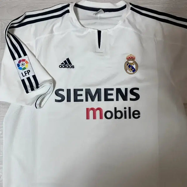 [BUNJANG] Real Madrid 2004-2005 Short Sleeve Beckham/Ronaldo Jersey / 레알마드리드 유니폼 04-05 반팔 (베컴/호나우두)