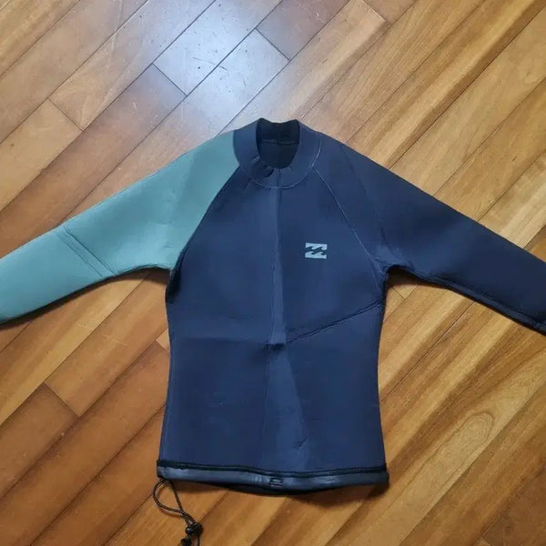 [BUNJANG] Billabong Synergy 2:2 Reversible Wetsuit Top (Women's XS/Kids' 140) / 빌라봉 여성 아동  웻 수트 상의 리버시블 블랙/그린