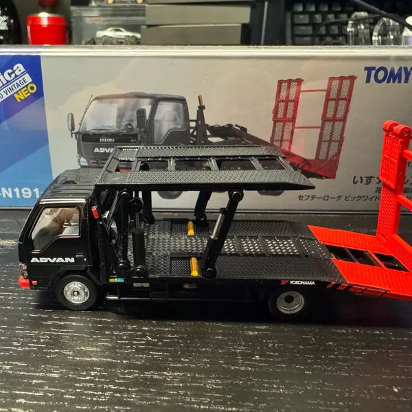 [BUNJANG] Tomica Limited Vintage LV-N191b Isuzu Elf Advan / 토미카 리미티드 빈티지(토리빈) LV-N191b 이스즈 엘프 advan