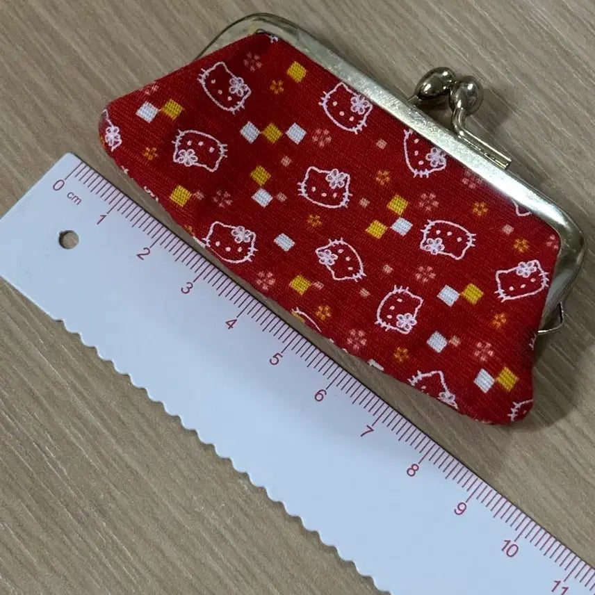 [BUNJANG] Vintage Hello Kitty Gamaguchi Coin Purse / 고전키티 가마구치