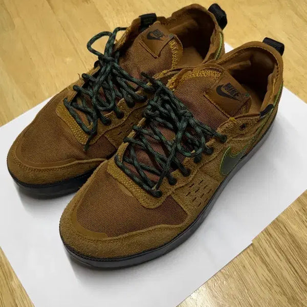 [BUNJANG] Nike C1TY Cordura Light British Sneakers 270 / [새상품급] 나이키 C1TY CORDURA 라이트 브리티시 270
