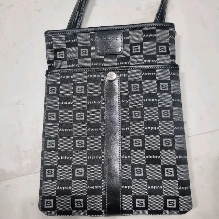 [BUNJANG] Sisley Logo Pattern Crossbody Bag / 시슬리 로고 패턴 크로스백