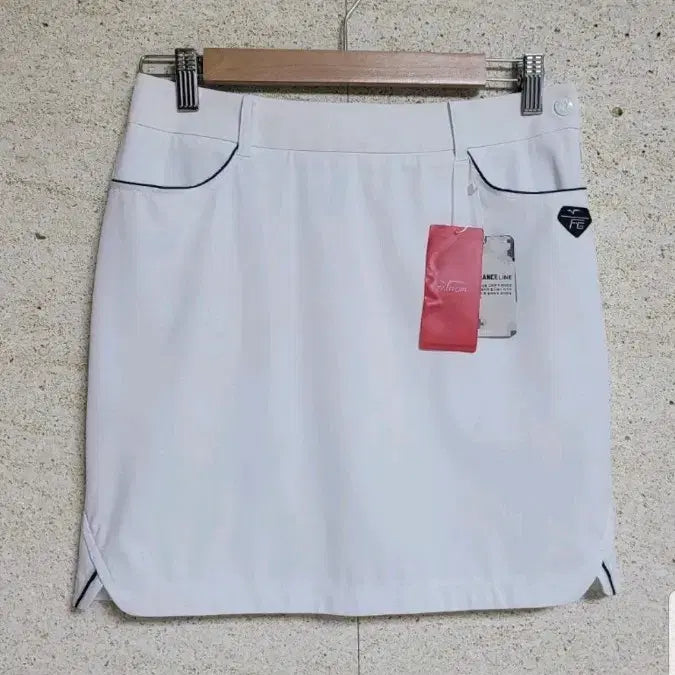 [BUNJANG] Phantom Golf Women's Cooling Skirt White Size 67 / 팬텀 골프 여성 쿨링 스커트 (새상품)