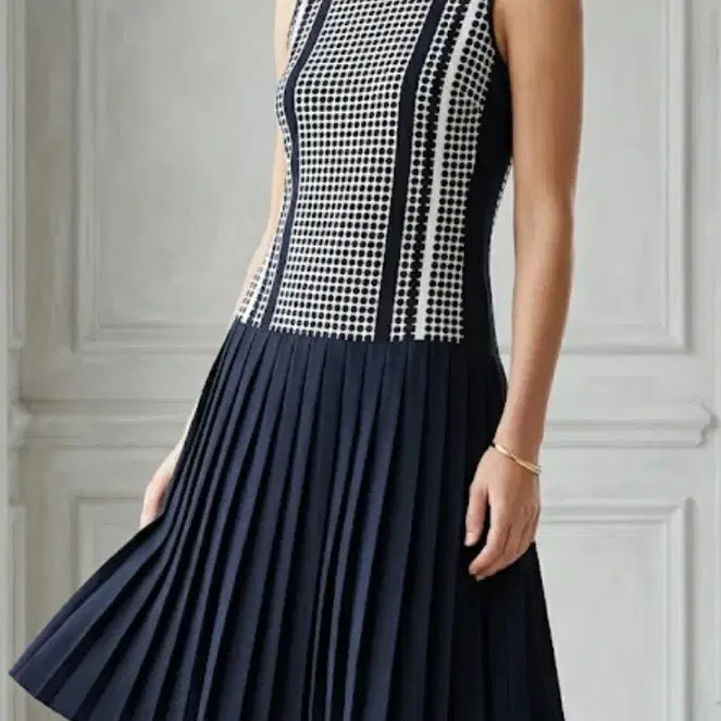 [BUNJANG] Tommy Hilfiger Pleated Black Dress Size 4 (55-55.5) / 타미힐피거 플리츠 블랙 원피스 4사이즈 55