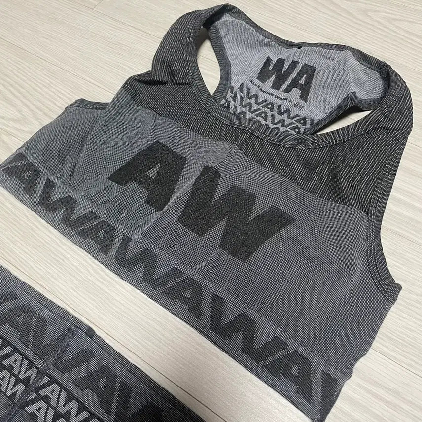 [BUNJANG] Alexander Wang x H&M Logo Sports Bra & Leggings Set / 알렉산더왕 H&M AW 세트 스포츠 브라탑 레깅스 SM