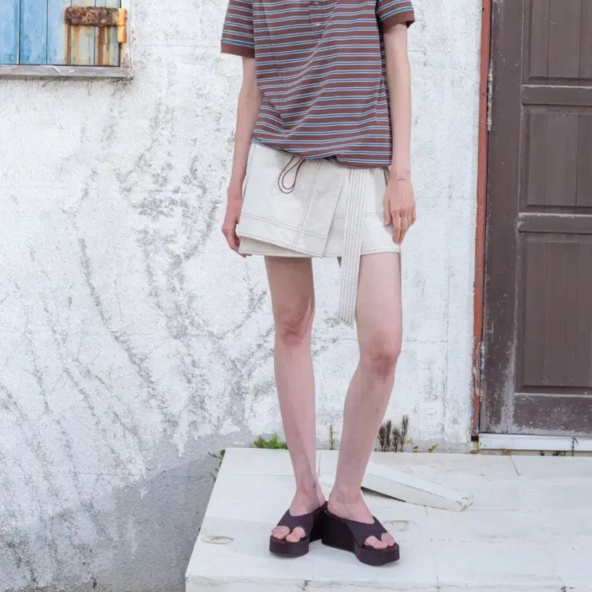 [BUNJANG] MATIN KIM Stitch Point Belted Mini Skirt / [MATIN KIM]마땡킴 STITCH POINT BELTED SKIRT