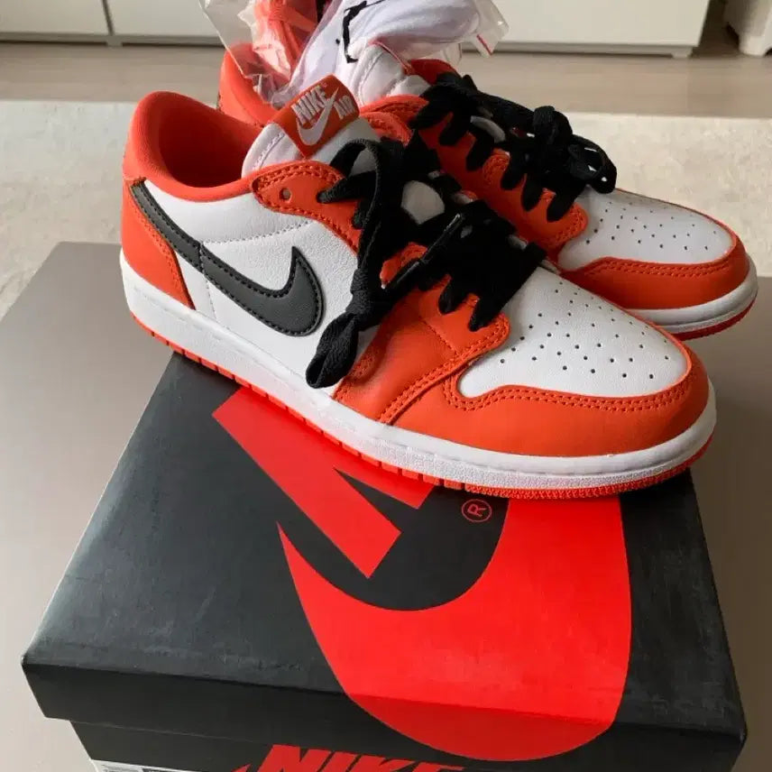 [BUNJANG] Jordan 1 Low OG Starfish / 조던 1 로우 OG 스타피쉬 (240)