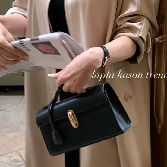 [BUNJANG] Lafala Charlotte Mini Bag with Cross Strap / 라플라샬롯 미니백 거의새거 크로스끈포함
