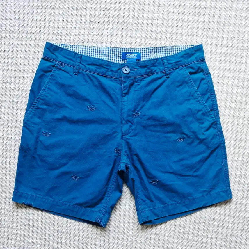 [BUNJANG] Adidas Originals Multi Firebird Embroidered Chino Shorts (Size 33) / 아디다스 멀티 자수 치노 쇼츠 33