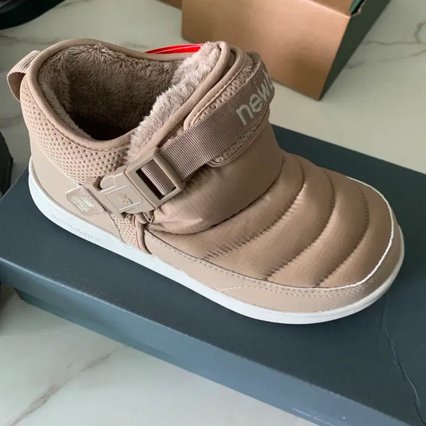 [BUNJANG] New Balance Kids Fur Boots Beige 235 / 뉴발란스 부츠 퍼 키즈 235베이지