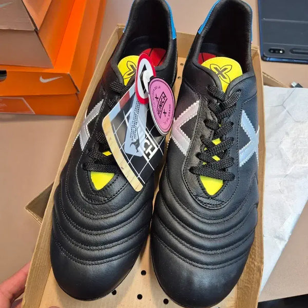 [BUNJANG] Munich Mundial 2.0 FG Soccer Cleats Size 285 / 무니치 문디알 2.0 FG 285