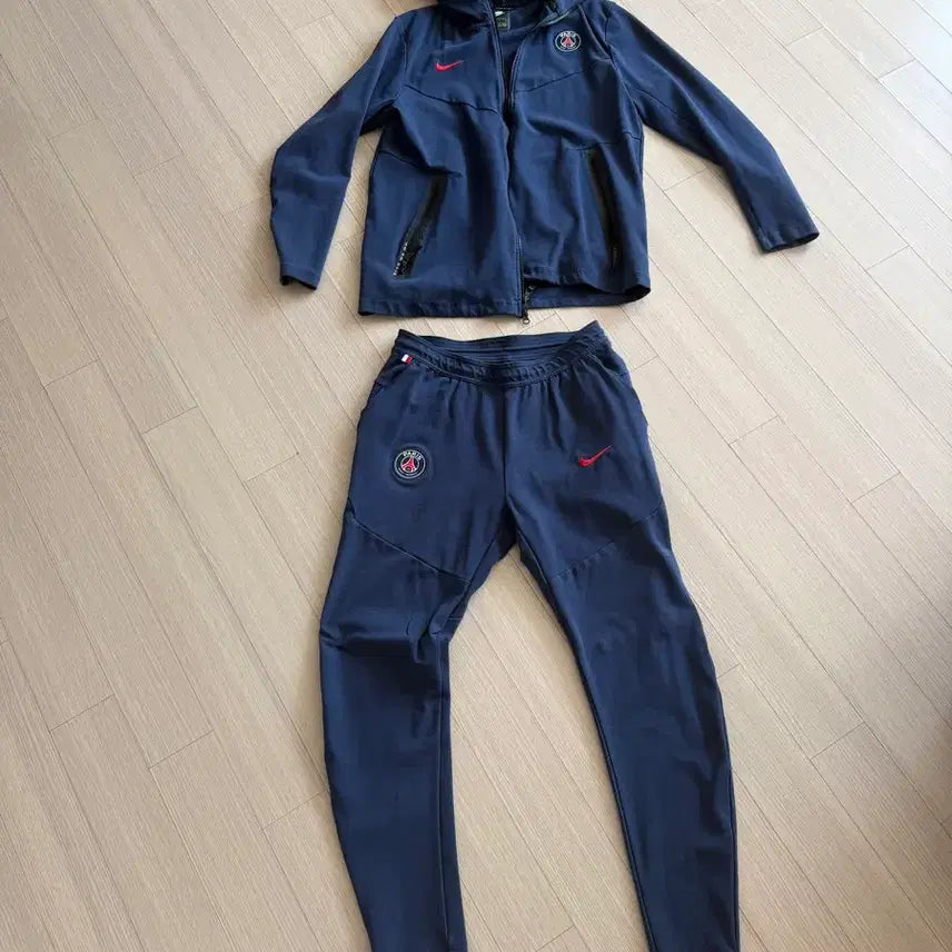 [BUNJANG] Nike Paris Saint-Germain Tech Fleece Set / 나이키 파리생제르망 테크팩 세트 하석진 트레이닝