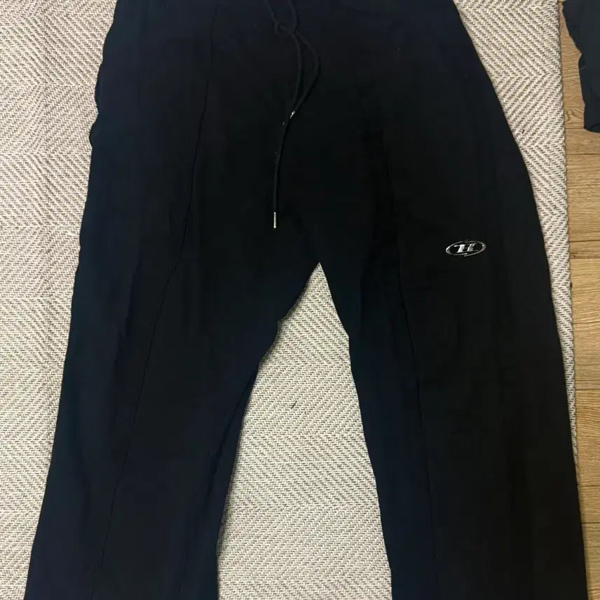 [BUNJANG] Born to Win Black Training Pants Size 1 / 본투윈 바지