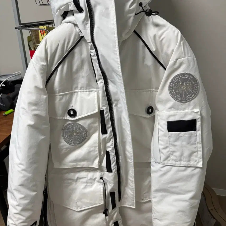 [BUNJANG] Juun.J x Canada Goose Expedition Parka White Size S / 준지x캐나다구스 익스패디션 s사이즈