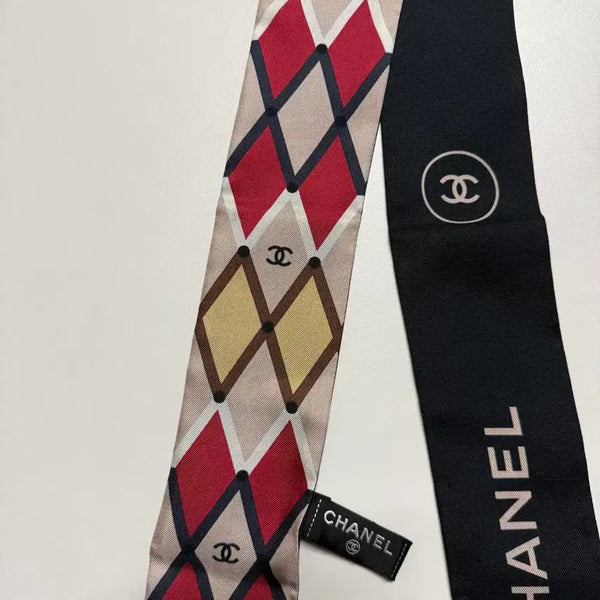 [BUNJANG] Chanel Twilly Scarf Black/Pattern / 샤넬 트윌리 스카프 블랙/패턴