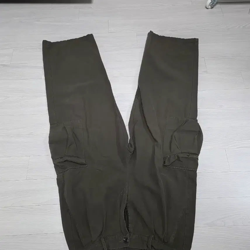 [BUNJANG] Goodlife Works Wide Big Pocket Bending Cargo Pants Khaki L / 굿라이프웍스와이드 빅포켓 밴딩 카고 팬츠 카키 L 라지