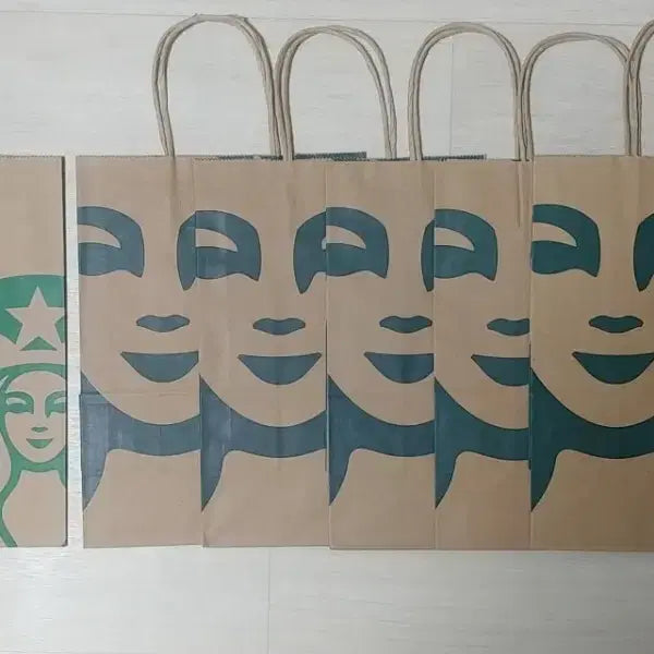 [BUNJANG] Starbucks Paper Shopping Bag Set (6 pcs) / 스타벅스 종이 쇼핑백6개 종이백에코백쇼핑백종이가방