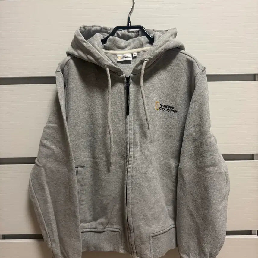 [BUNJANG] National Geographic Hooded Zip-up Jacket / 내셔널지오그래픽 후드집업