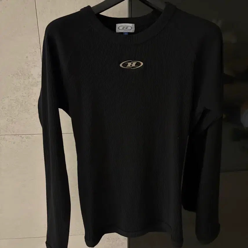 [BUNJANG] Born to Win Knit Long Sleeve Size 1 / 본투윈 니트 롱슬리브 새상품 1사이즈
