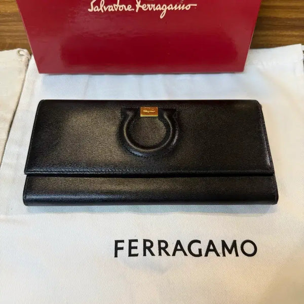 [BUNJANG] Salvatore Ferragamo Black Long Wallet / 페라가모 블랙 장지갑