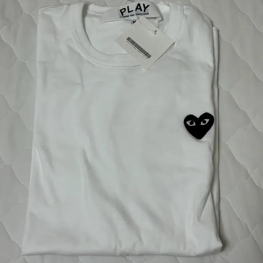 [BUNJANG] Comme des Garçons PLAY Black Heart Long Sleeve T-Shirt White M / 플레이 꼼데가르송 블랙 하트 롱슬리브 티셔츠 화이트 (새상품, M)