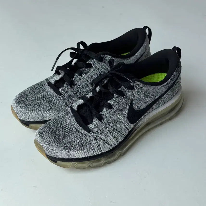 [BUNJANG] Nike Flyknit Max Oreo / [260] 나이키 플라이니트 맥스 오레오