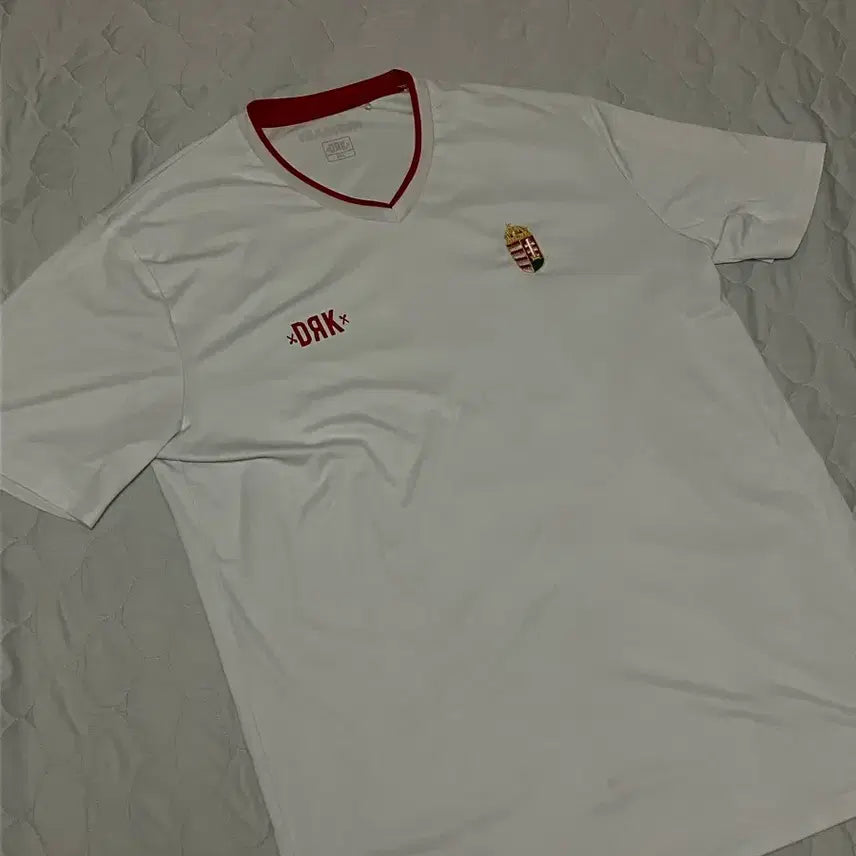 [BUNJANG] Hungary National Football Team Training Kit / 헝가리 축구 국가대표 트레이닝복
