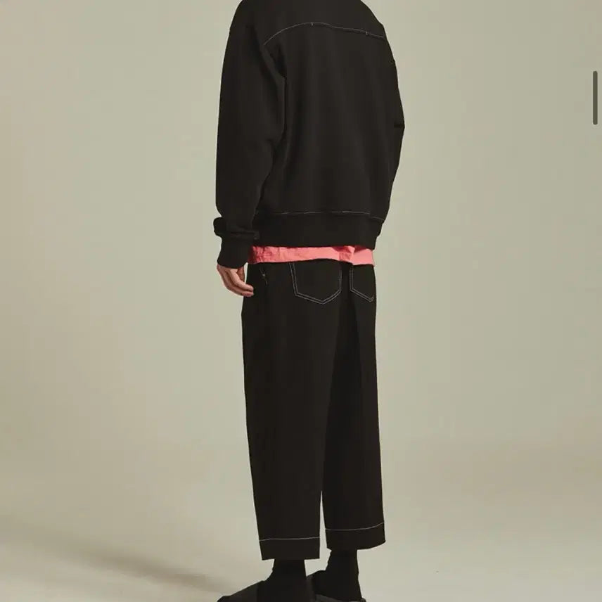 [BUNJANG] Maisonmined Cropped Tapered Denim Trousers Black / 메종미네드 CROPPED TAPERED DENIM TROUSERS BLA