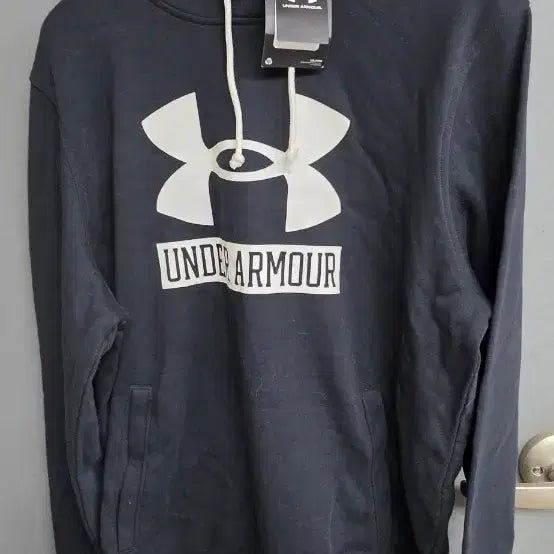 [BUNJANG] Under Armour Black Hoodie Large / 언더아머 후드티 블랙 라지
