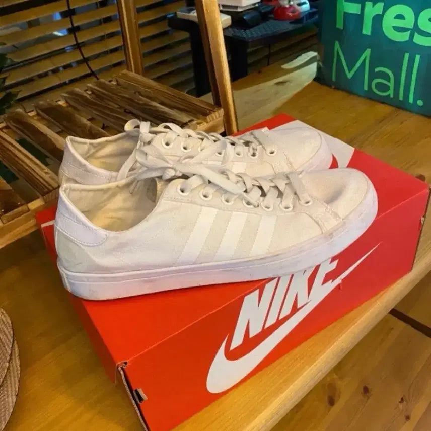 [BUNJANG] Adidas Men's Sneakers Size 270 / 아디다스 남성 스니커즈 사이즈270