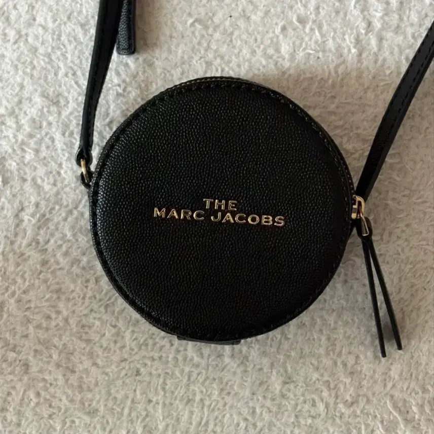 [BUNJANG] Marc Jacobs Black Round Crossbody Bag / 마크 제이콥스 블랙 원형 크로스백 새상품