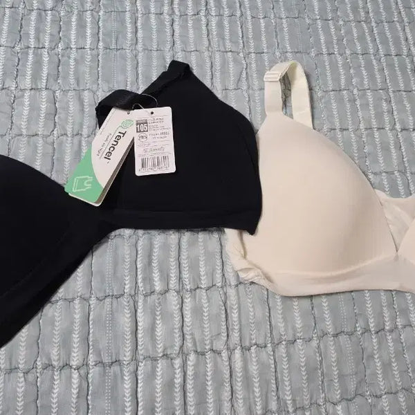 [BUNJANG] Comforlab No-Wire Bra (Black/Beige), Size 105 / 컴포트랩 노와이어 브라 블랙/베이지 105