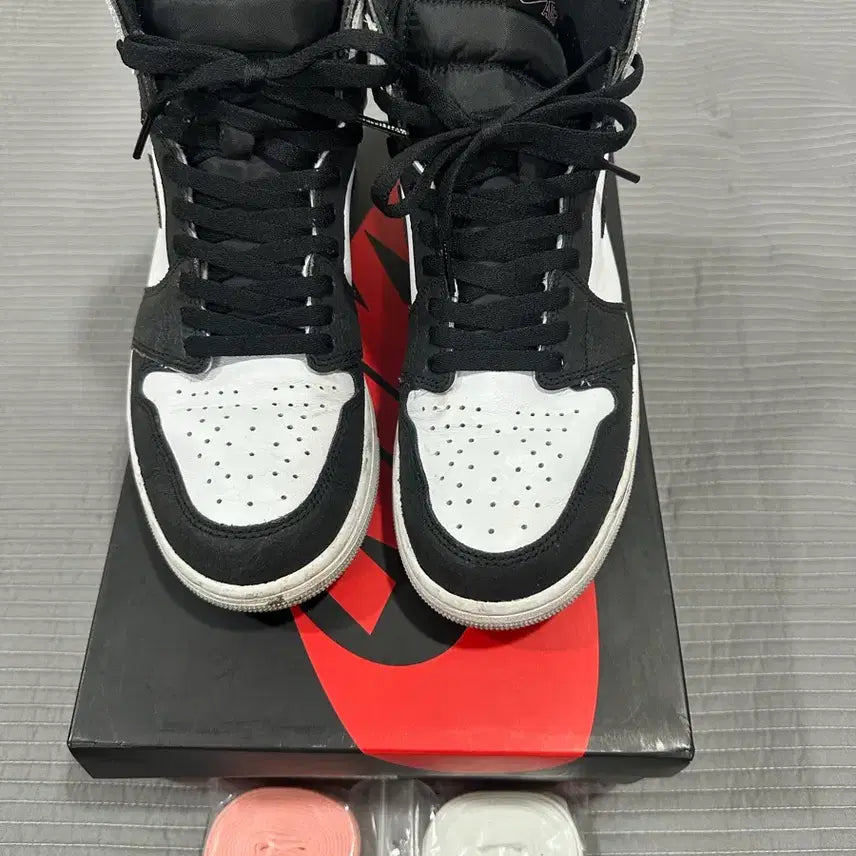 [BUNJANG] Nike Air Jordan 1 Retro High 285mm / 나이키 에어조던1레트로하이 285사이즈