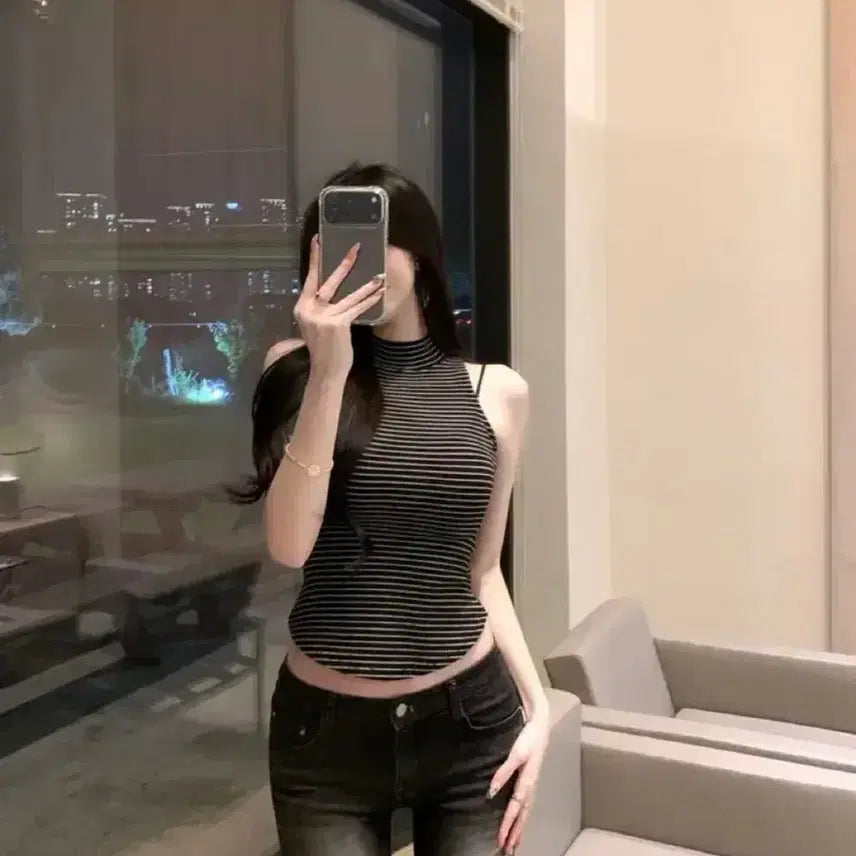 [BUNJANG] ABLEY Striped Halter Neck Tank Top / 택포 ) 에이블리 서델 단가라 홀터넥 나시