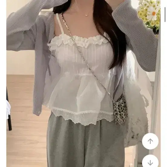 [BUNJANG] Girl's Recipe Sleeveless Blouse / 소녀레시피 나시 블라우스