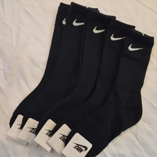[BUNJANG] Nike Swoosh Logo Socks (Unisex, One Size Fits Most) / 나이키 초특가 양말 무배