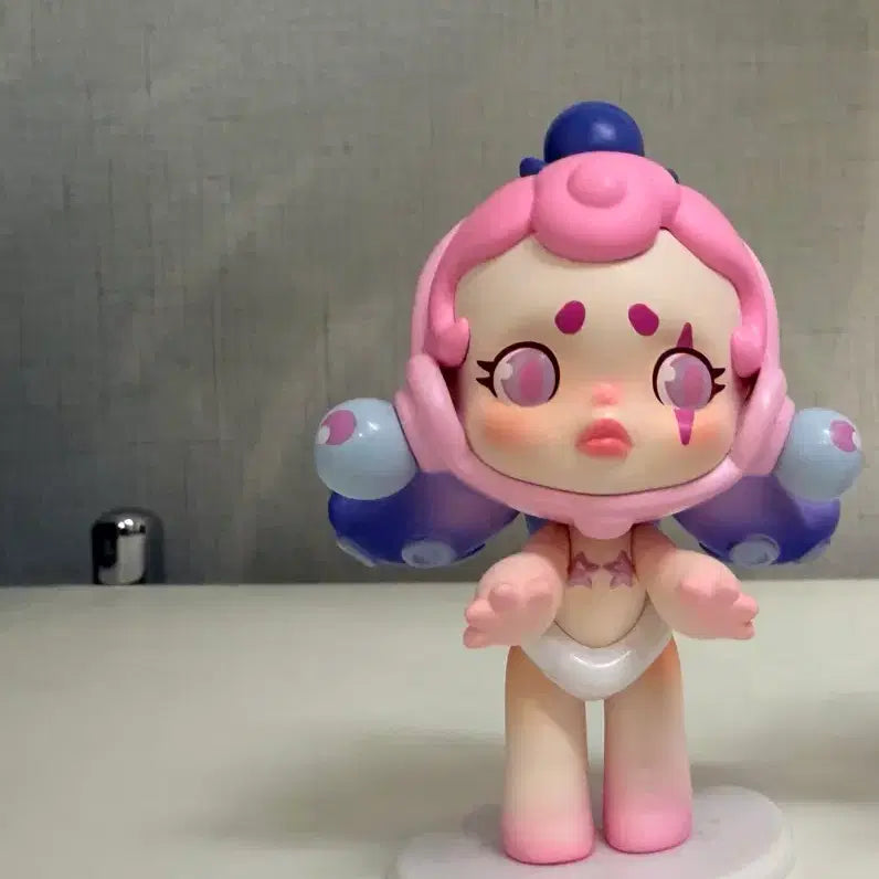 [BUNJANG] Pop Mart Skullpanda Candy Monster Town Figure / 팝마트 스컬판다 캔디 몬스터 타운