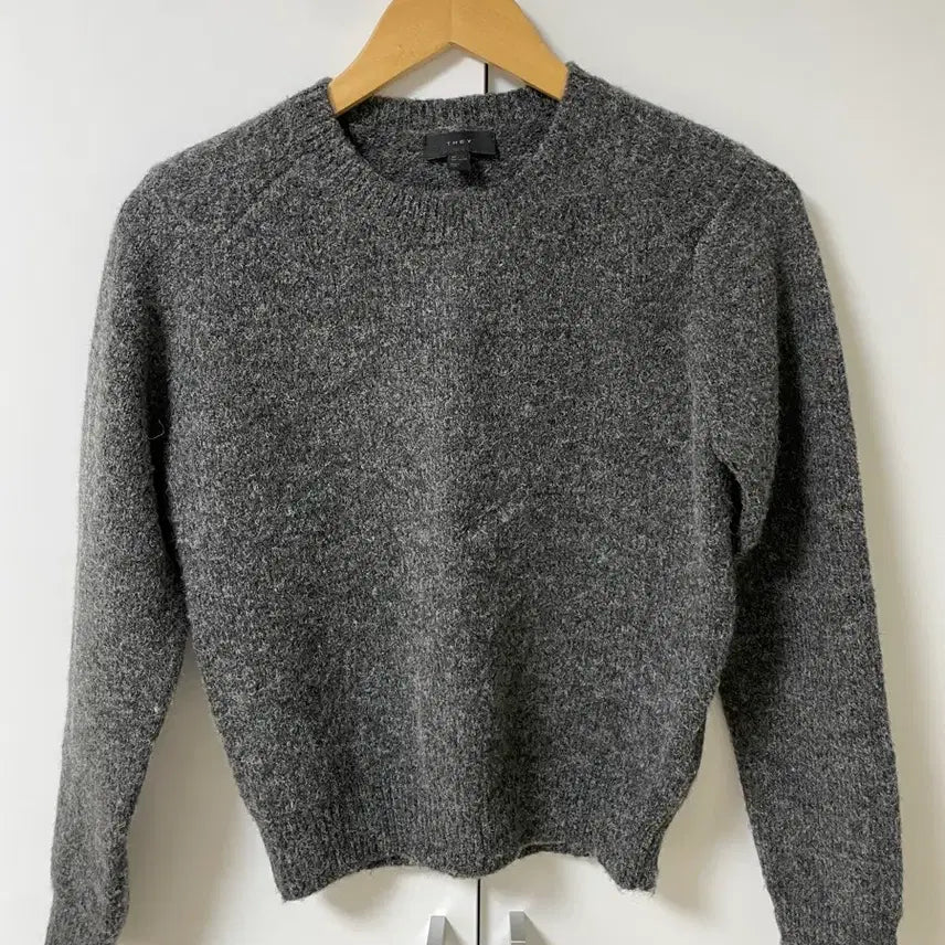 [BUNJANG] Knitwear Bundle Set (Various Colors/Styles) / [개당 6천] 옷장정리 니트 떨이!! (상태최상/색감예쁨) (가격인하!)