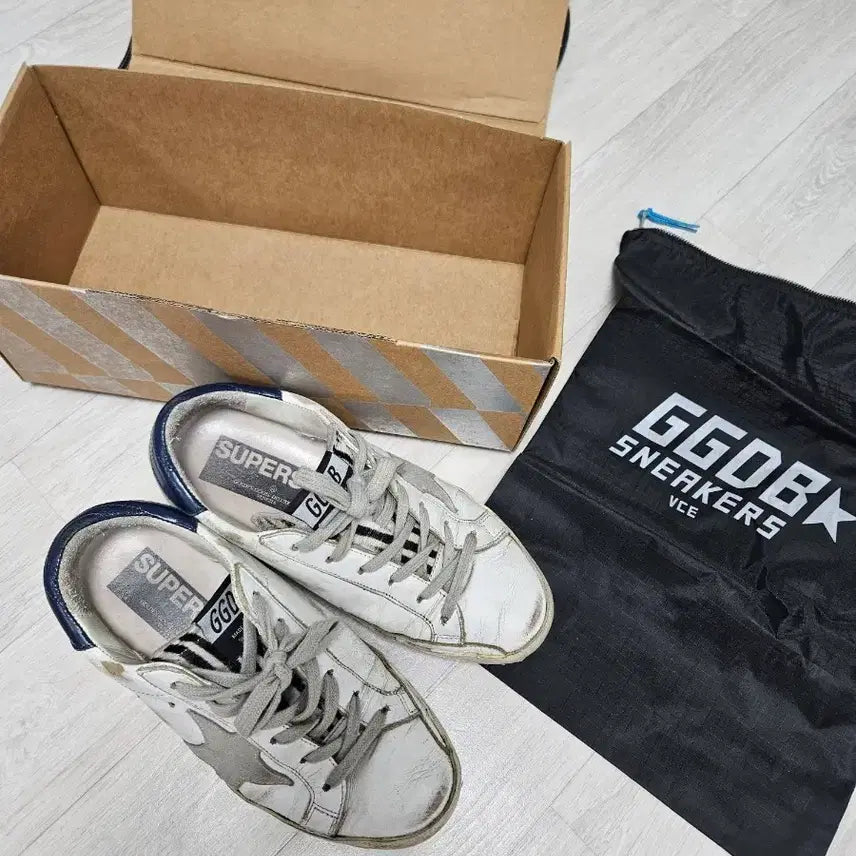 [BUNJANG] Golden Goose Superstar Zebra Tongue Detail Sneakers Size 35 / 골든구스 슈퍼스타 스니커즈 35 사이즈