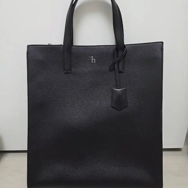 [BUNJANG] Hazzys Men's Black Modern Tote Bag / 헤지스 맨 액세서리[the h] /  블랙 모던 토트백