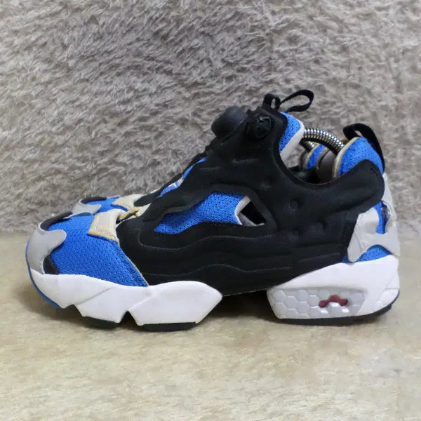 [BUNJANG] Reebok x Maison Margiela Instapump Fury "Blue" Sneakers (Used) / 후루룩구제 240 리복 퓨리 블루X메종마르지엘라 운동화 중고 260502