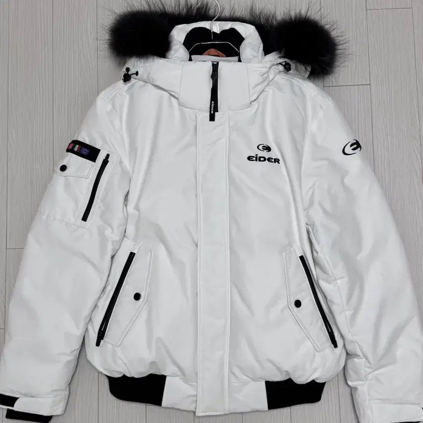 [BUNJANG] Eider Stooky Down Jacket Black Fur White / 아이더 스투키 다운 자켓 블랙퍼