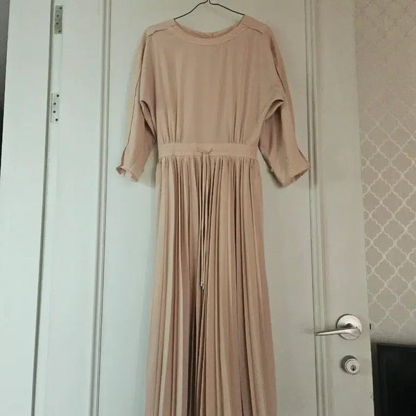 [BUNJANG] Beige Pleated Long Dress / 베이지색 플리츠 롱 원피스