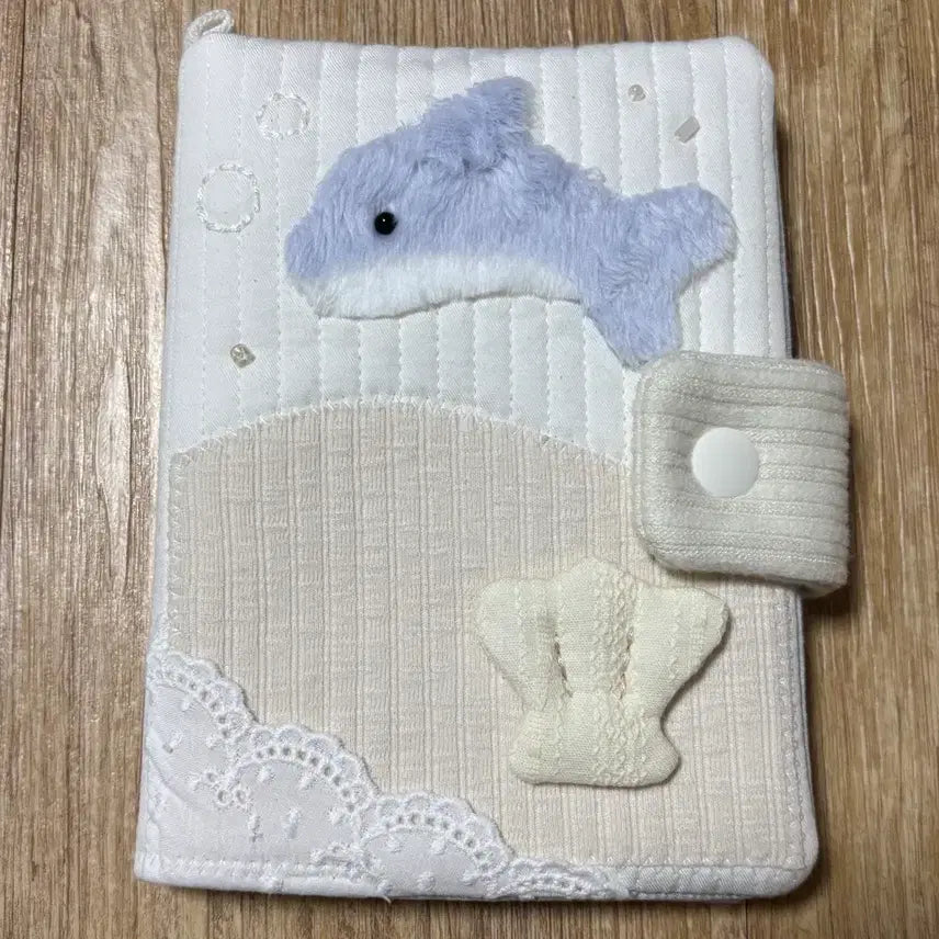 [BUNJANG] Momil Store Dolphin Cover A6 / 모밀상점 돌고래 커버 A6