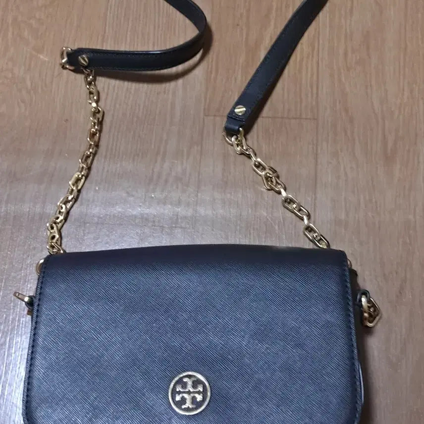 [BUNJANG] Tory Burch Black Leather Gold Chain Crossbody Bag / 토리버치 블랙 레더 금장 체인 크로스백