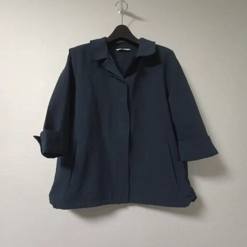 [BUNJANG] Jisen Green Jjimimi Blouse 100 / 지센 지지미 청녹 블라우스 100